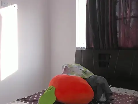 Dayanna adams online show from 4, 2, 2026