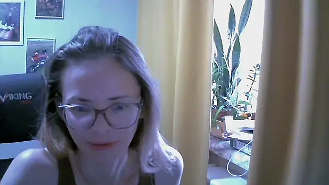 Snapshot of SEA_Dream chatting on 10, 10, 2025 SEA Dream online show from 10, 10, 2025