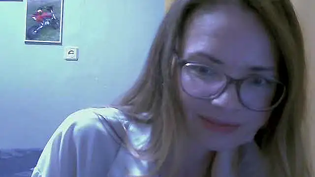 Snapshot of SEA_Dream chatting on 25, 11, 2025 SEA Dream online show from 25, 11, 2025