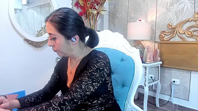 Scarlet  Milff online show from 10, 2, 2026