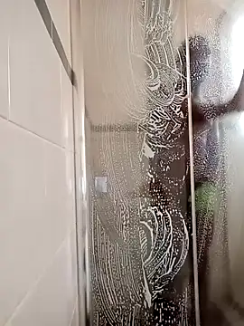 Snapshot of Thasdwn23 chatting on 24, 9, 2025 Thasdwn23 online show from 24, 9, 2025