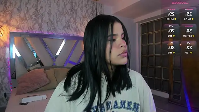 Aisha poweer online show from 20, 11, 2025