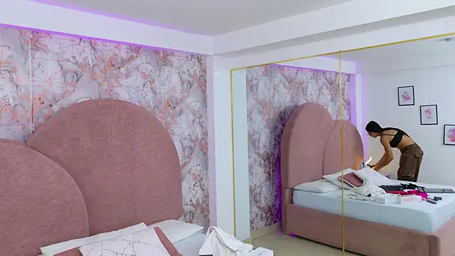 RavenGloomy online show from 21, 9, 2025