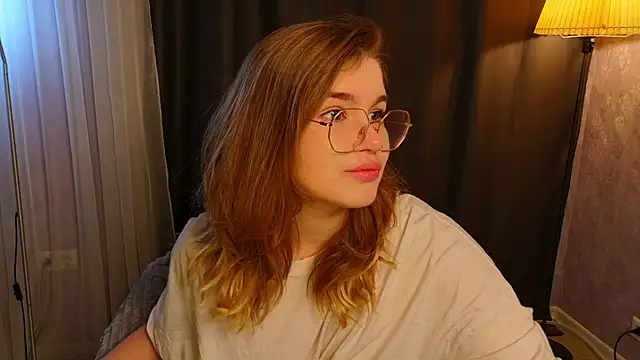 Snapshot of SophieMurrr chatting on 7, 1, 2026 SophieMurrr online show from 7, 1, 2026