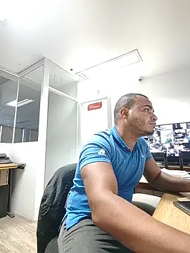 Snapshot of SanChacal5694 chatting on 5, 5, 2026 SanChacal5694 online show from 5, 5, 2026