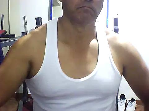 Snapshot of sexigym35 chatting on 8, 10, 2025 sexigym35 online show from 8, 10, 2025