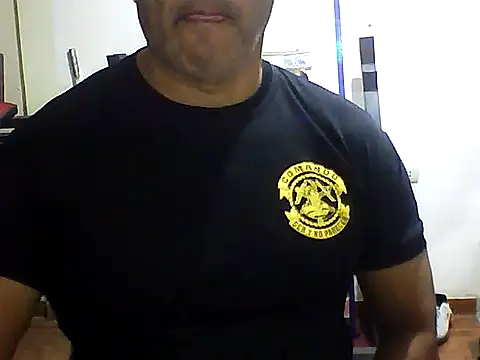Snapshot of sexigym35 chatting on 10, 10, 2025 sexigym35 online show from 10, 10, 2025