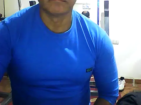 Snapshot of sexigym35 chatting on 11, 10, 2025 sexigym35 online show from 11, 10, 2025