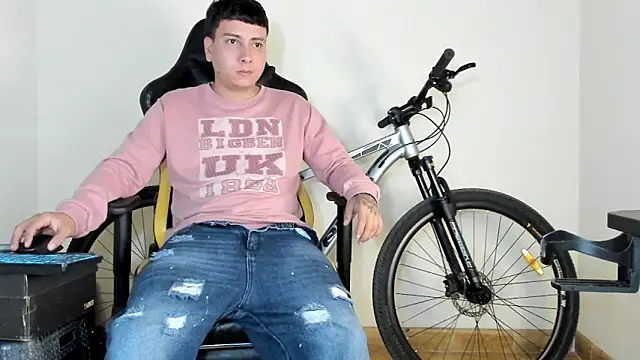 HELLSTAR online show from 21, 10, 2025