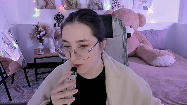 VirtuallVoyant online show from 6, 4, 2026