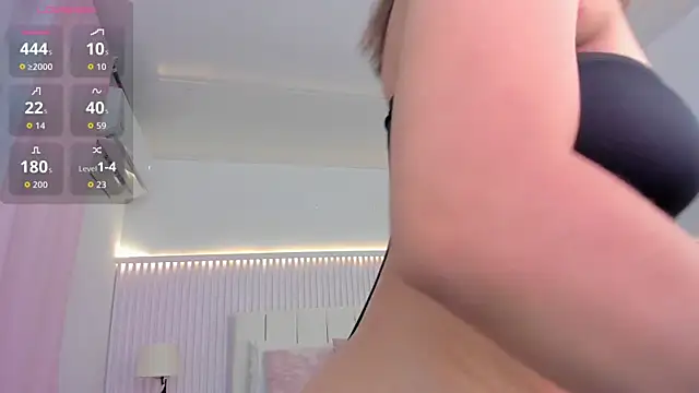 Alissa piee online show from 22, 9, 2025