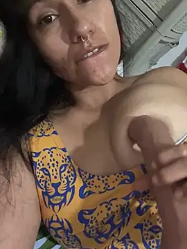 Snapshot of Huitaca_ chatting on 16, 5, 2026 Huitaca online show from 16, 5, 2026