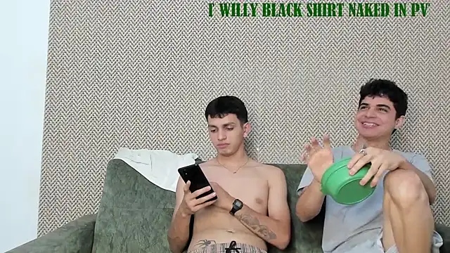 Snapshot of willy_sexxx18 chatting on 11, 9, 2025 willy sexxx18 online show from 11, 9, 2025