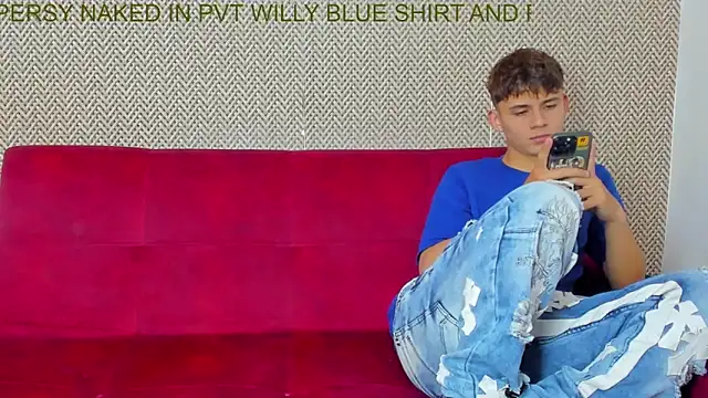 Snapshot of willy_sexxx18 chatting on 19, 12, 2025 willy sexxx18 online show from 19, 12, 2025