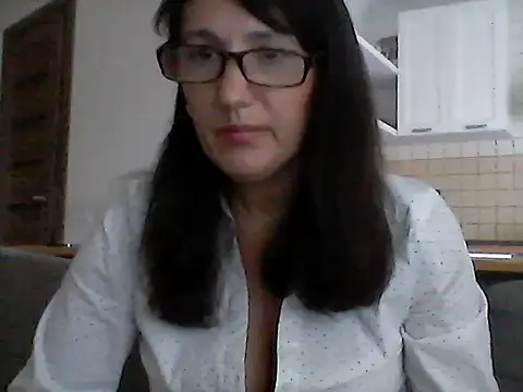 Snapshot of Elena48324 chatting on 28, 9, 2025 Elena48324 online show from 28, 9, 2025