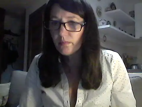 Snapshot of Elena48324 chatting on 9, 11, 2025 Elena48324 online show from 9, 11, 2025