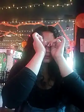 Yaya watson online show from 30, 10, 2025