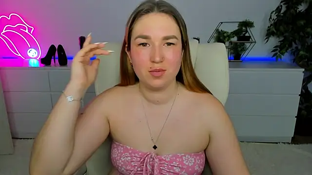 Snapshot of Sofii_darling chatting on 1, 3, 2026 Sofii darling online show from 1, 3, 2026