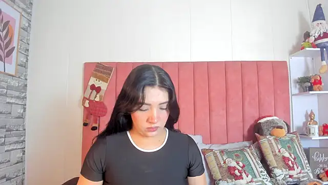 Snapshot of ashley_Olsen chatting on 16, 12, 2025 ashley Olsen online show from 16, 12, 2025