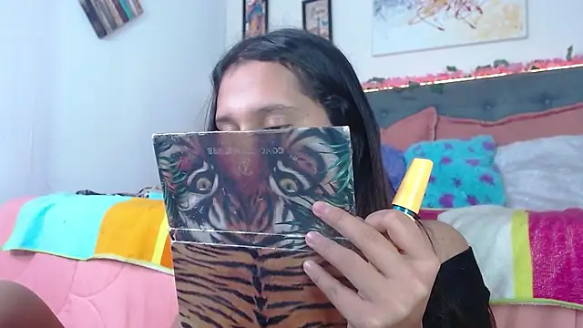 valentini villa online show from 25, 10, 2025