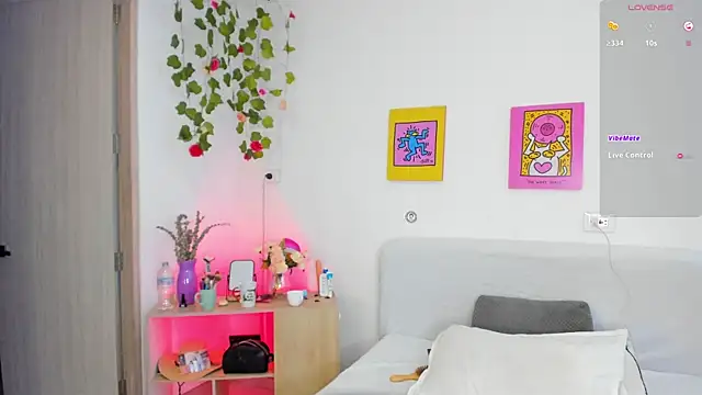 Snapshot of AprilAddams_ chatting on 13, 9, 2025 AprilAddams  online show from 13, 9, 2025