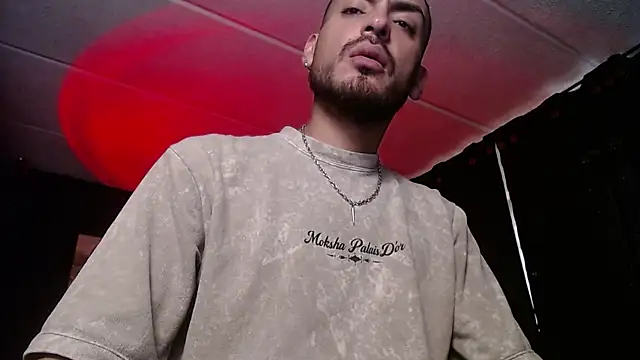 Snapshot of malek_xarx_ chatting on 26, 10, 2025 malek xarx online show from 26, 10, 2025