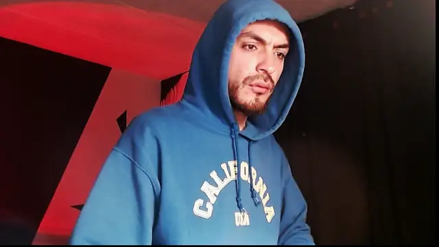 Snapshot of malek_xarx_ chatting on 8, 11, 2025 malek xarx online show from 8, 11, 2025