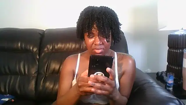 Snapshot of Raqui_x053 chatting on 3, 7, 2026 Raqui x053 online show from 3, 7, 2026
