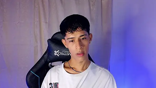 Danny cute 05 online show from 14, 2, 2026