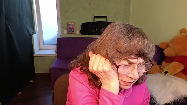 Betty Brick online show from 28, 5, 2026