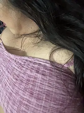 Snapshot of karysweetbeaury chatting on 10, 10, 2025 karysweetbeaury online show from 10, 10, 2025
