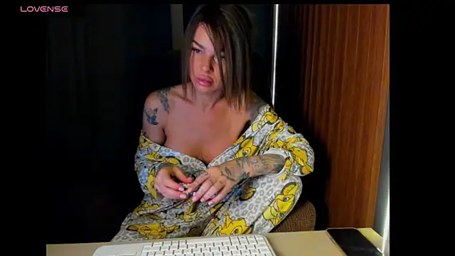 Snapshot of Antonia_Ivy chatting on 8, 1, 2026 Antonia Ivy online show from 8, 1, 2026