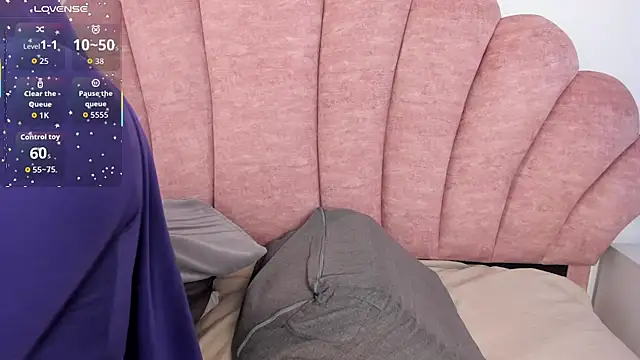 Snapshot of halabi_saha chatting on 10, 11, 2025 halabi saha online show from 10, 11, 2025