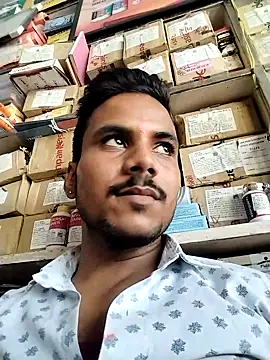 Snapshot of its_aadi121 chatting on 13, 9, 2025 its aadi121 online show from 13, 9, 2025