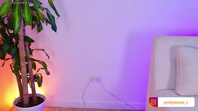 onlyemily  online show from 16, 3, 2026