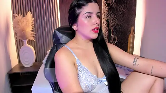 Snapshot of evelin_lopezz chatting on 30, 10, 2025 evelin lopezz online show from 30, 10, 2025