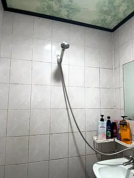 Snapshot of SongJinWoo007 chatting on 1, 12, 2025 SongJinWoo007 online show from 1, 12, 2025