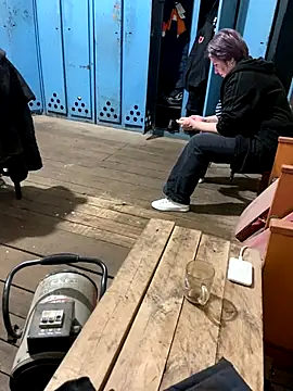 Snapshot of ReginaAndGordon chatting on 7, 11, 2025 ReginaAndGordon online show from 7, 11, 2025