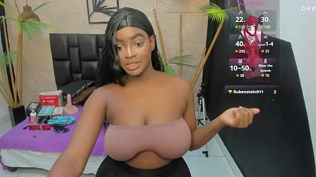 Snapshot of alana_bonny chatting on 23, 10, 2025 alana bonny online show from 23, 10, 2025