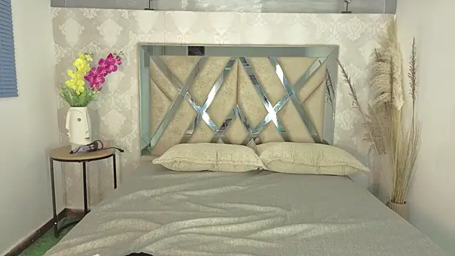 ryo light online show from 19, 12, 2025