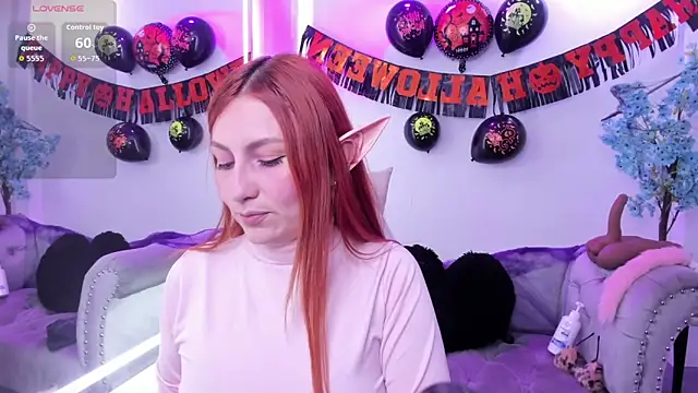 Alicia leclair online show from 30, 10, 2025