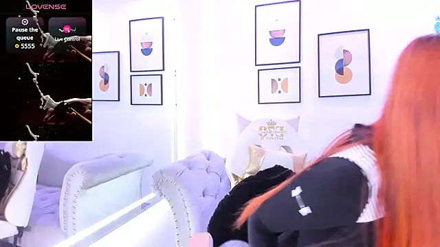 Alicia leclair online show from 17, 1, 2026