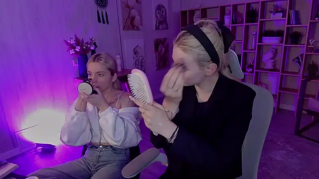 AvaDaviis online show from 20, 9, 2025