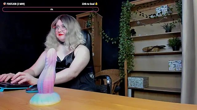 Ellis Nova online show from 25, 10, 2025