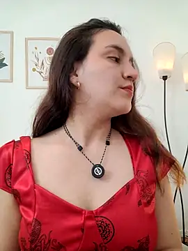 KattyHotson online show from 5, 5, 2026