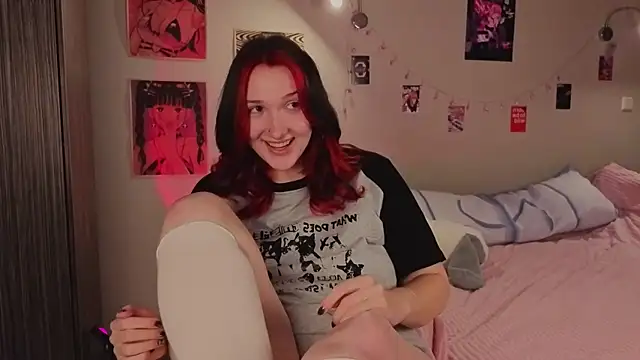 Snapshot of CrystalBlaze_ chatting on 26, 9, 2025 CrystalBlaze online show from 26, 9, 2025