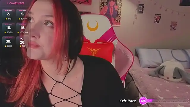 Snapshot of CrystalBlaze_ chatting on 30, 10, 2025 CrystalBlaze online show from 30, 10, 2025