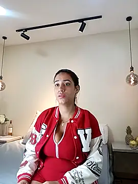 Samantha hotly online show from 19, 9, 2025