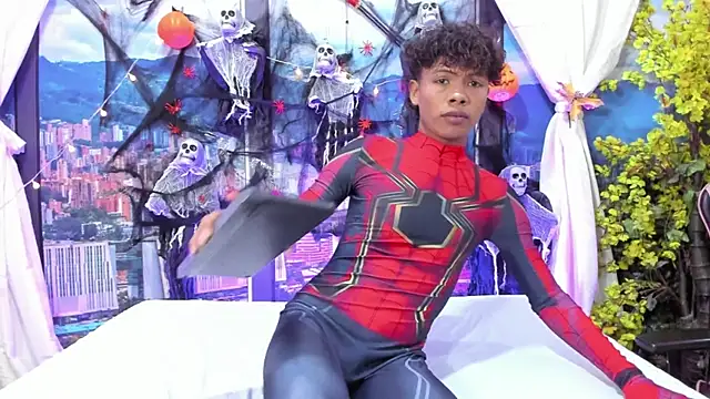 MilthonDelis online show from 21, 10, 2025