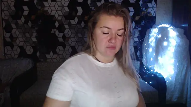 NikaSkylink online show from 24, 11, 2025